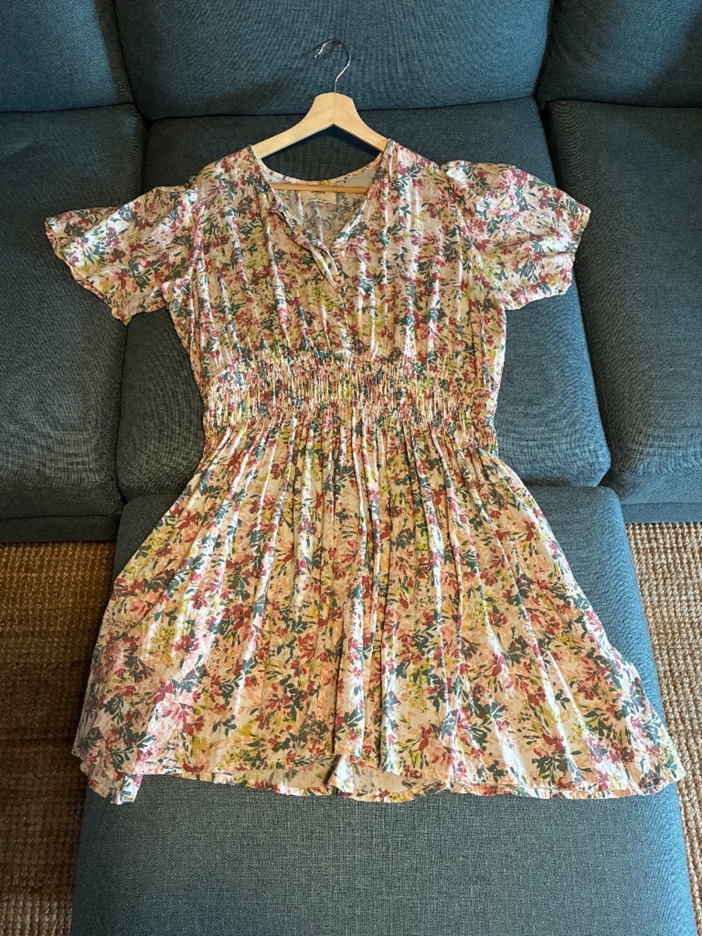 Evolverie abstract floral flutter sleeve dress - Women's size XL